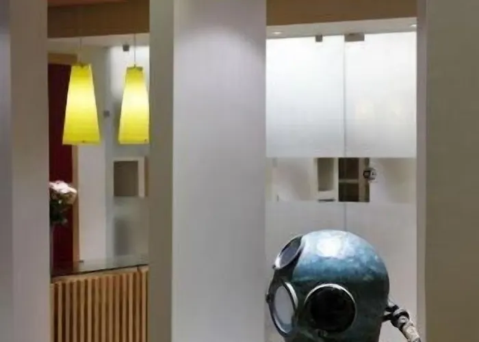 Astoria 2* Τρούλος