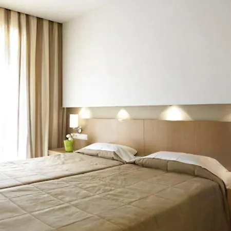 Astoria 2* 트롤로스