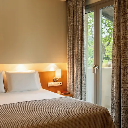Astoria Hotel 2*