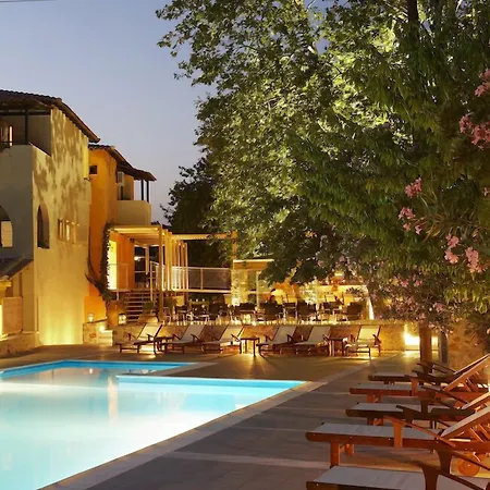 Astoria 2* Τρούλος