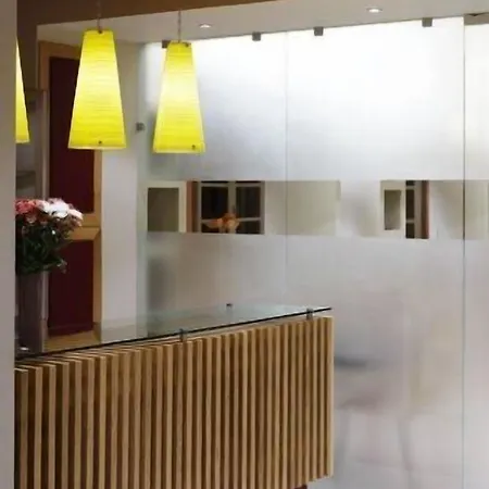 Ξενοδοχείο Astoria 2*