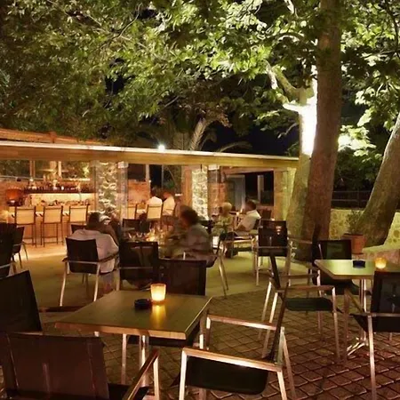 Ξενοδοχείο Astoria 2*