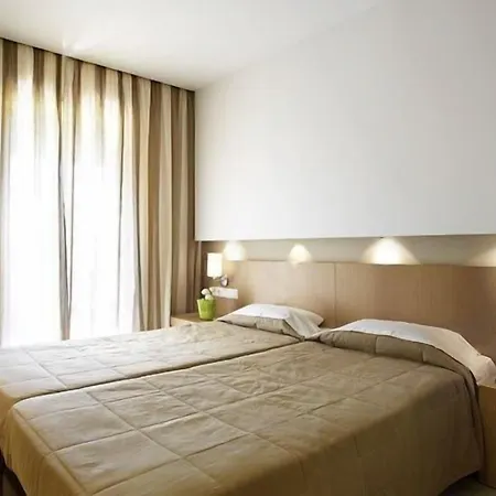 Astoria 2* Τρούλος