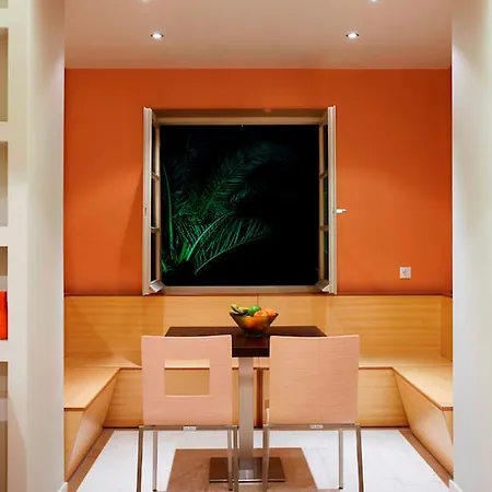 Ξενοδοχείο Astoria 2*